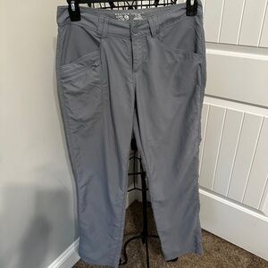 Women's Mountain HardWear Hiking pants - Size 8